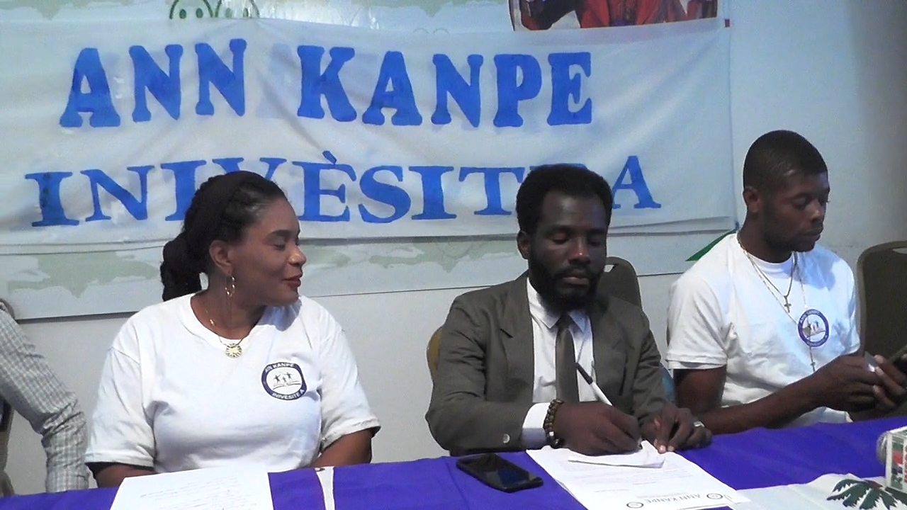 HAITI / POLITIQUE   « Ann kanpe » plaide pour l’intégration des jeunes et des femmes dans la Politique haïtienne