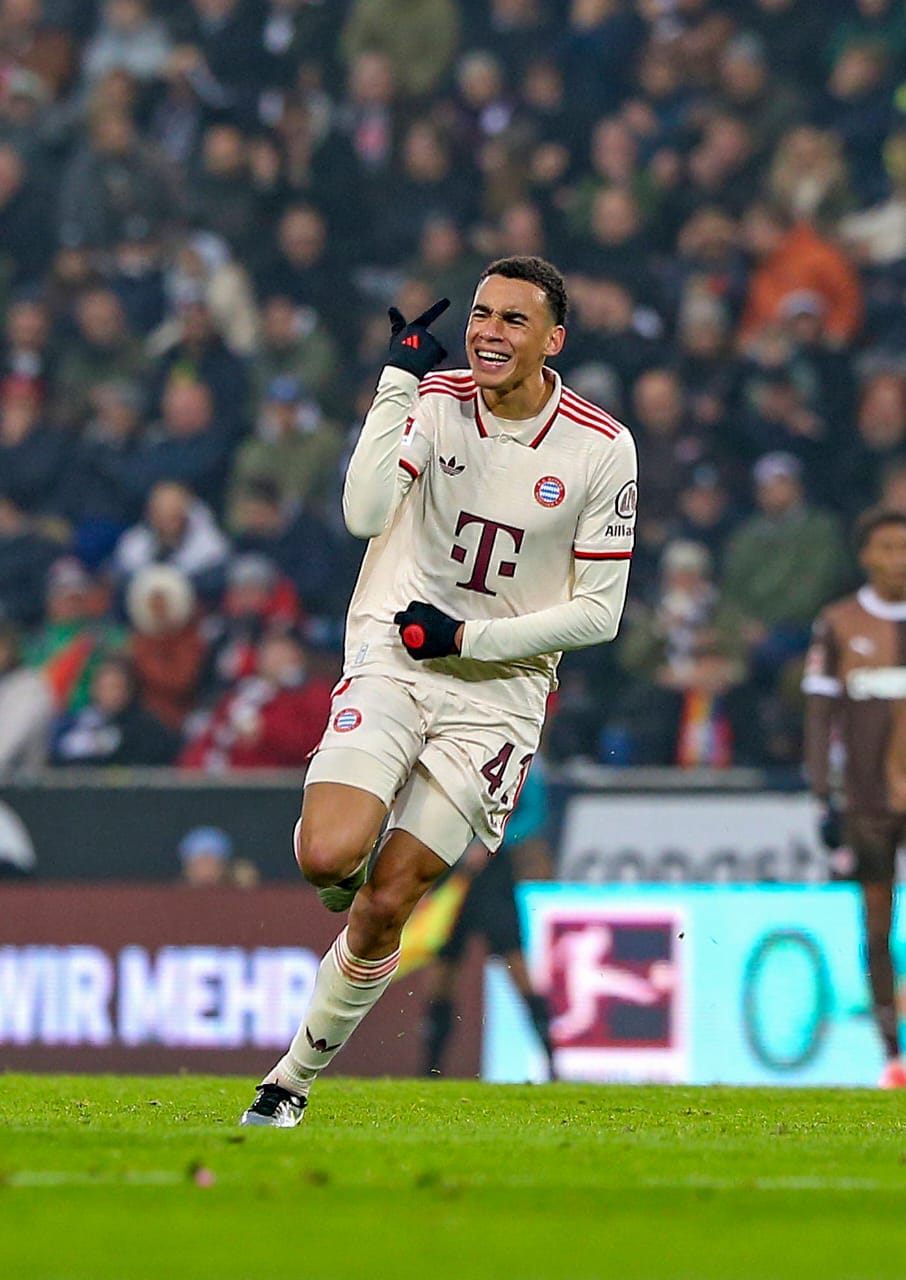 Le Bayern s’impose avec brio, Leipzig tenu en échec, et Leverkusen laisse filer deux points