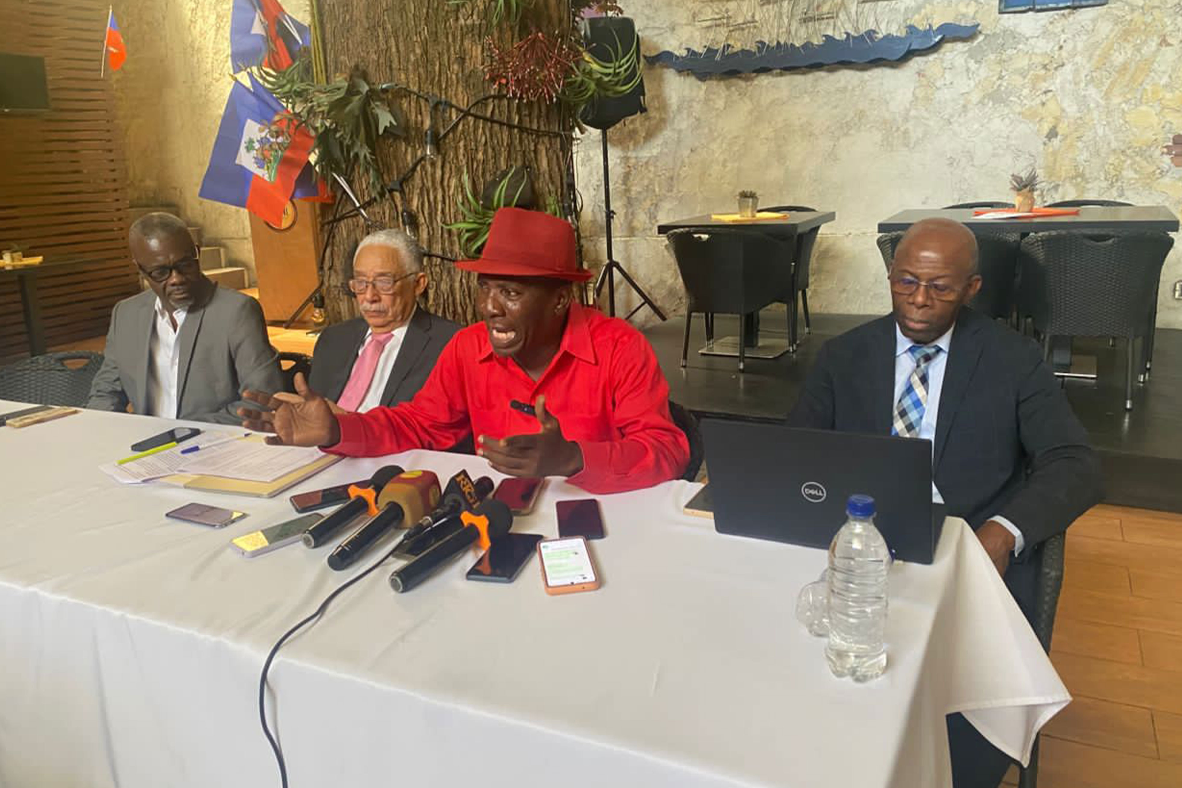 Des acteurs favorables à la  gouvernance  bicéphale et une représentation légitime d’Haïti dans la Caraïbe