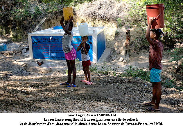 Haïti : plus d'un demi-million d'enfants risquent de contracter des maladies d'origine hydrique (UNICEF)