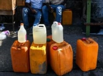 Le commerce des produits pétroliers dans les zones de non-droit