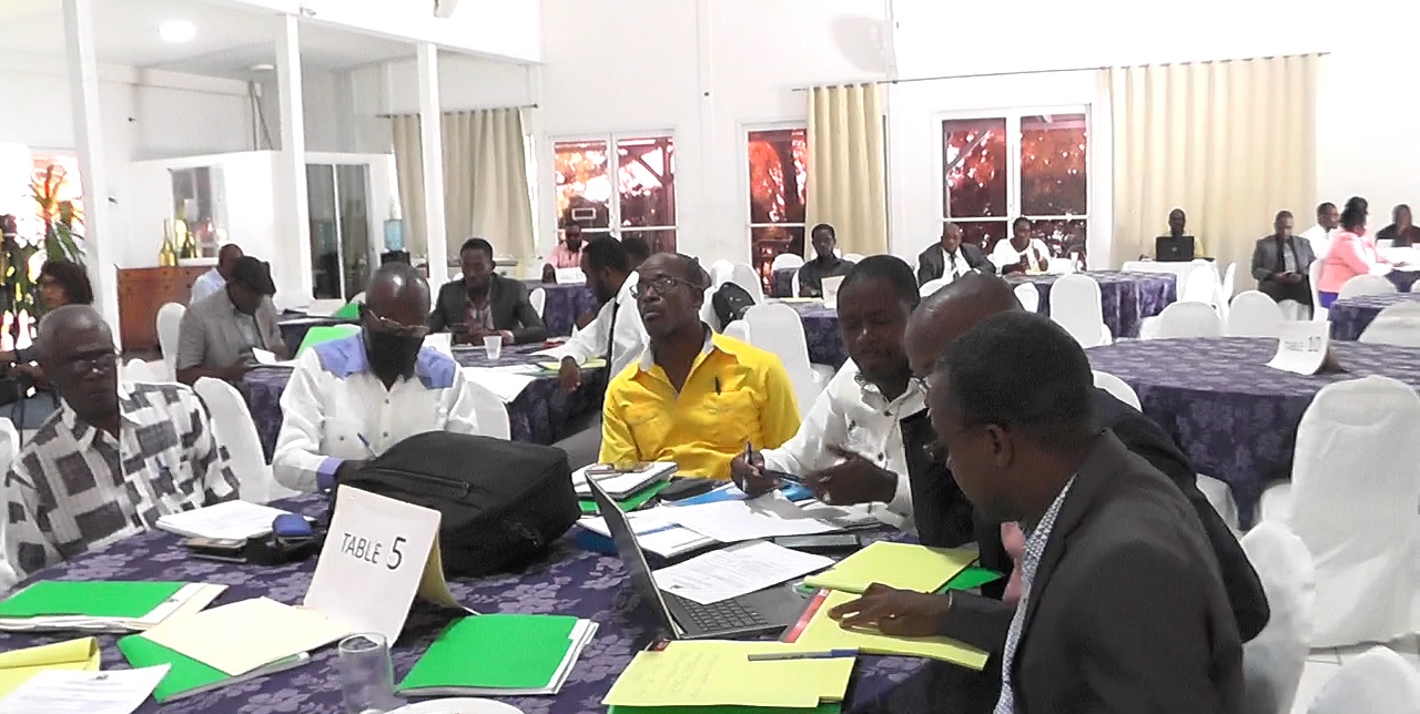 Atelier national de validation sociale des politiques d’accréditation des écoles et de gestion de proximité en milieu scolaire