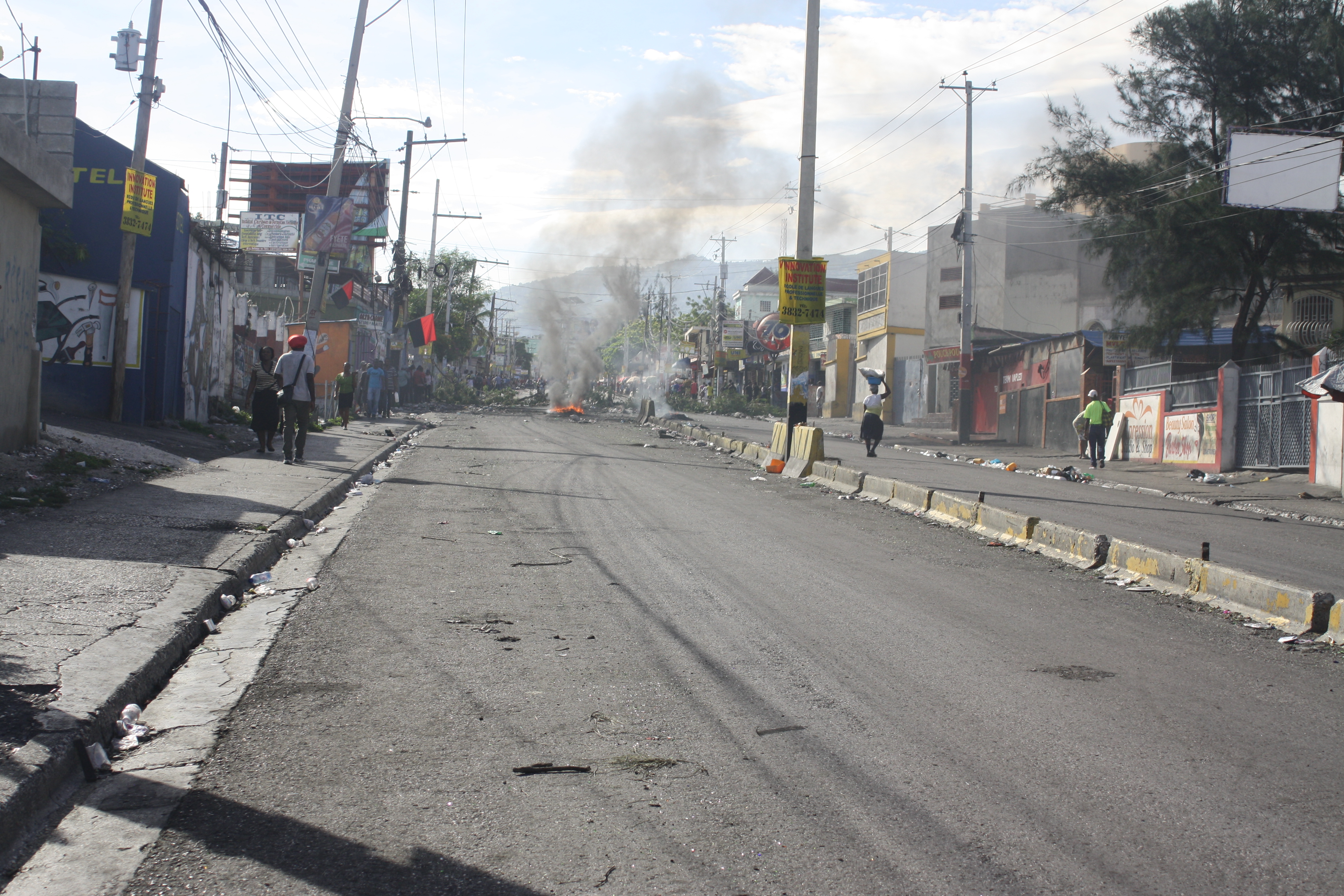 Crise en Haïti: la communauté internationale appelle au calme