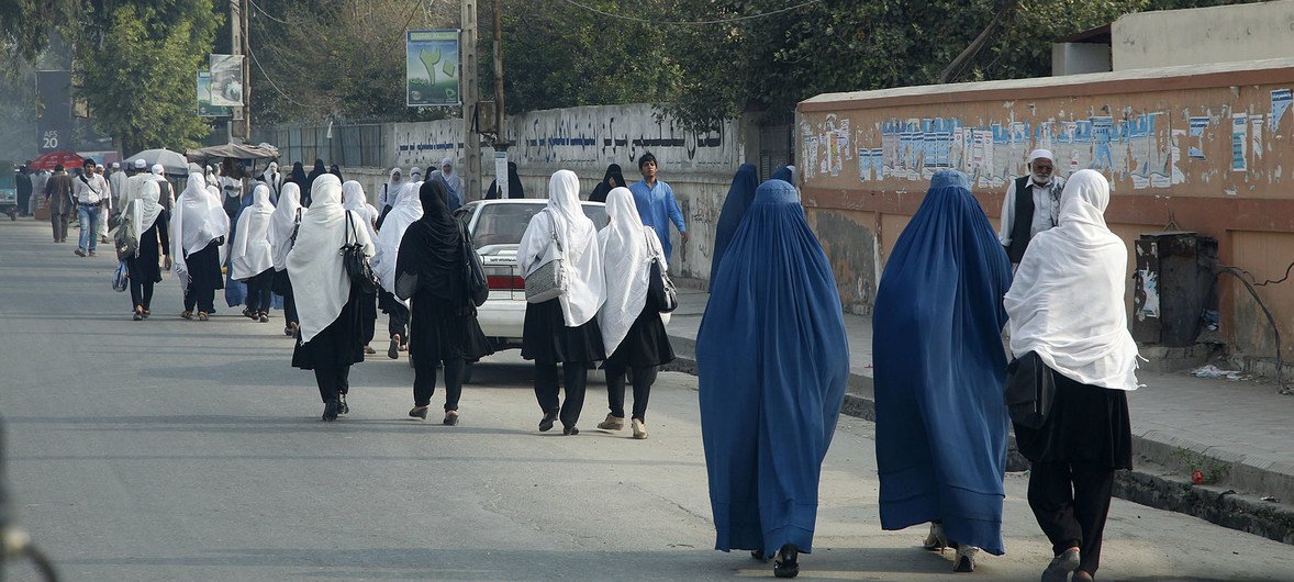 Afghanistan : l’interdiction de l’accès à l’université est « un nouveau coup épouvantable porté aux droits des femmes »