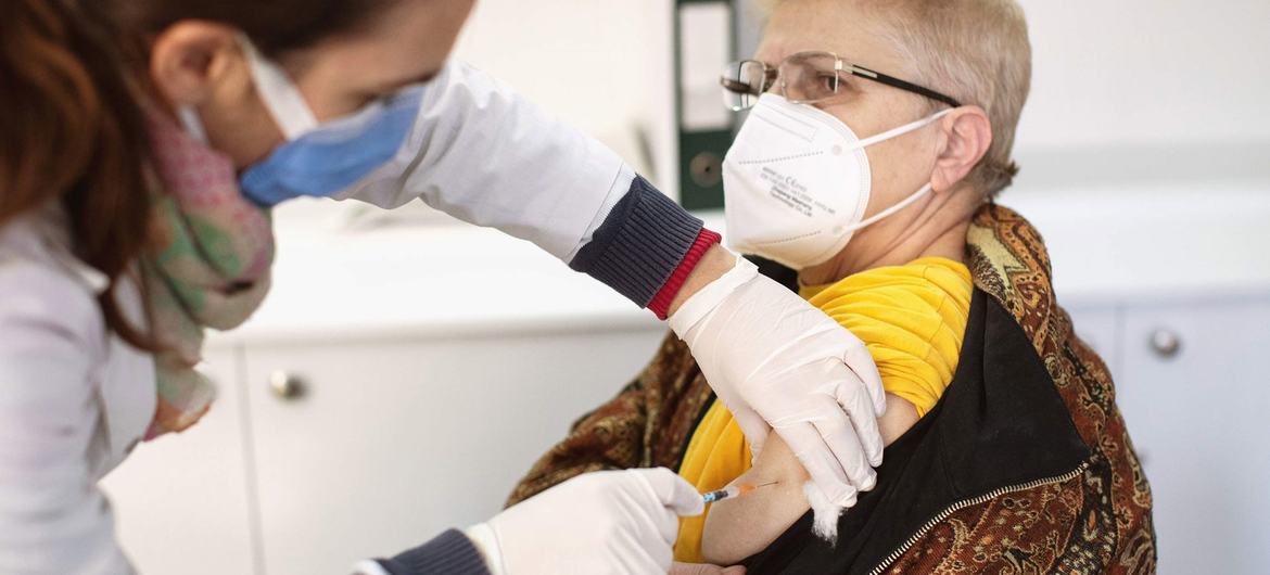 Covid-19 : l’OMS rassure sur les risques de myocardites concomitantes à des vaccins à ARNm