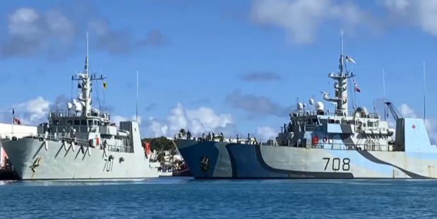 Deux navires militaires canadiens commencent à patrouiller dans les eaux littorales haïtiennes