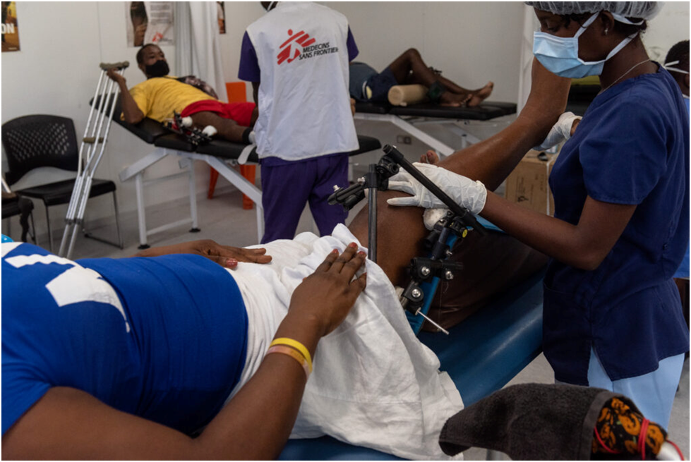 Port au Prince : Pris sous le feu des balles, MSF ferme temporairement l’hôpital de Cité Soleil