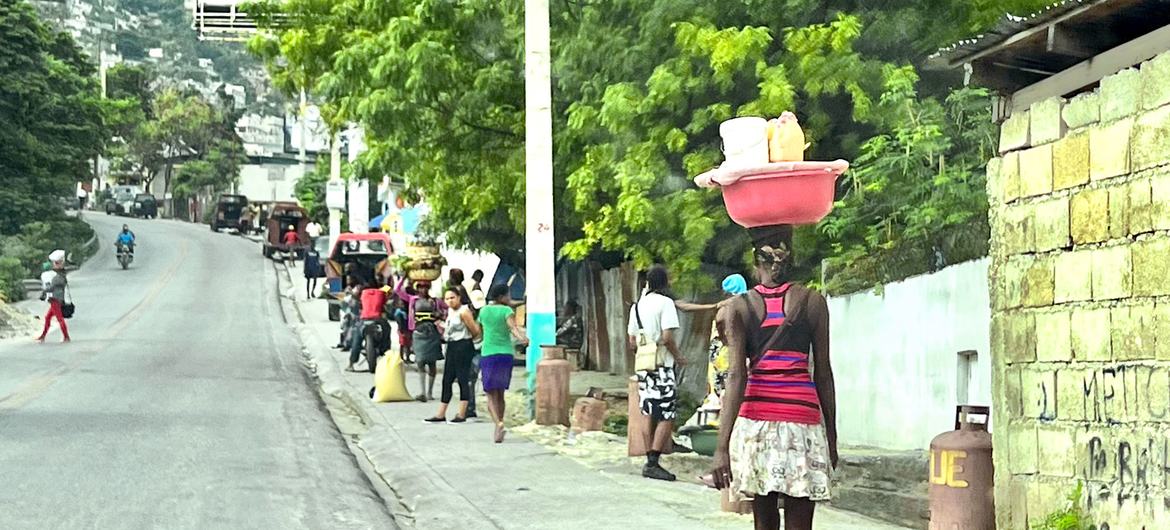 Haïti : le gouvernement doit agir pour mettre fin à la violence des gangs à l’égard des femmes et des filles (experts)