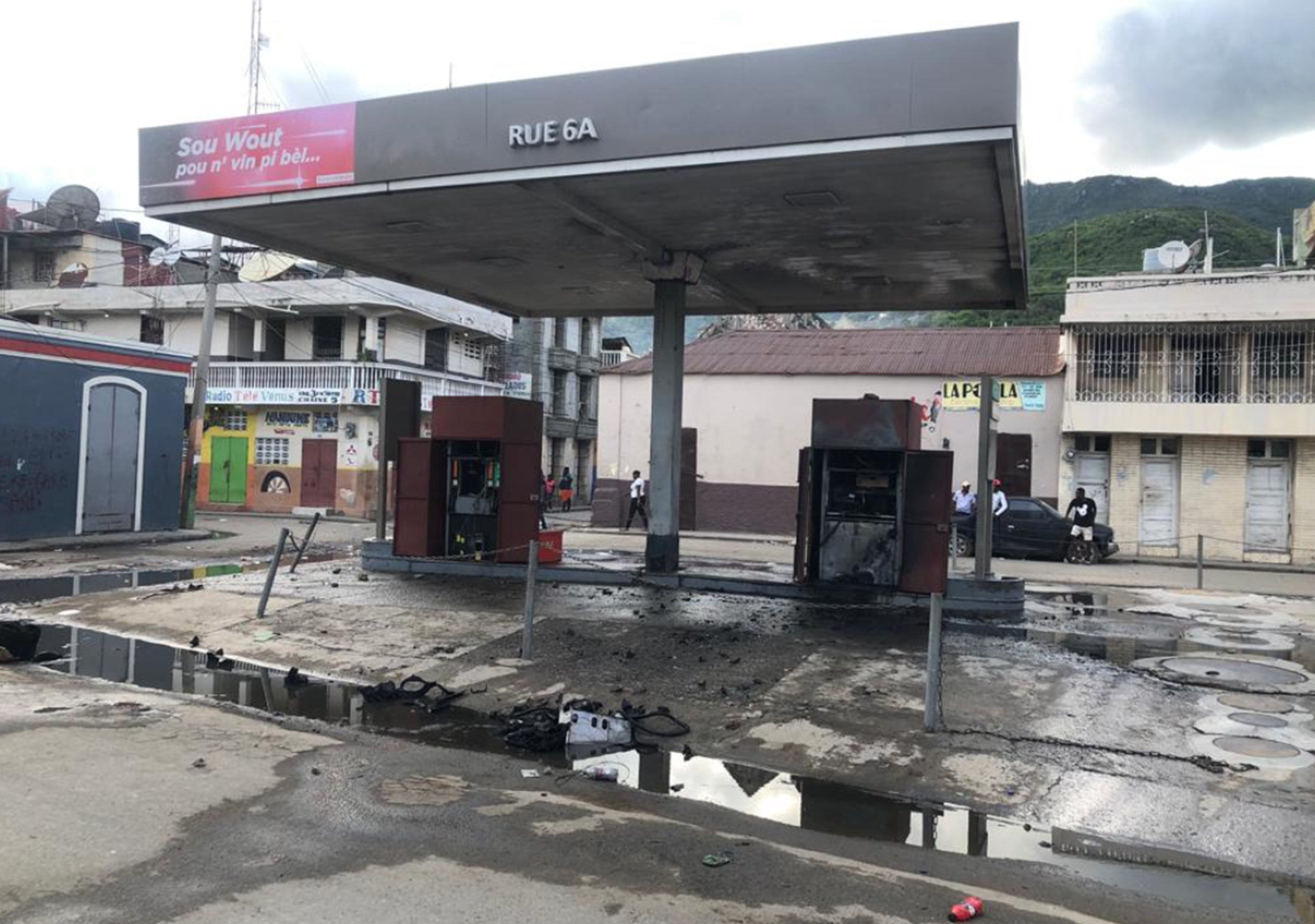 Impossibilité de faire le plein en province