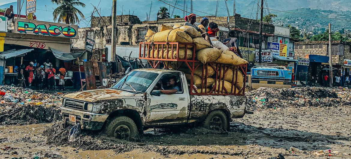 Haïti : l'ONU est profondément attristée par le nouveau tremblement de terre qui a fait trois morts, suite aux inondations