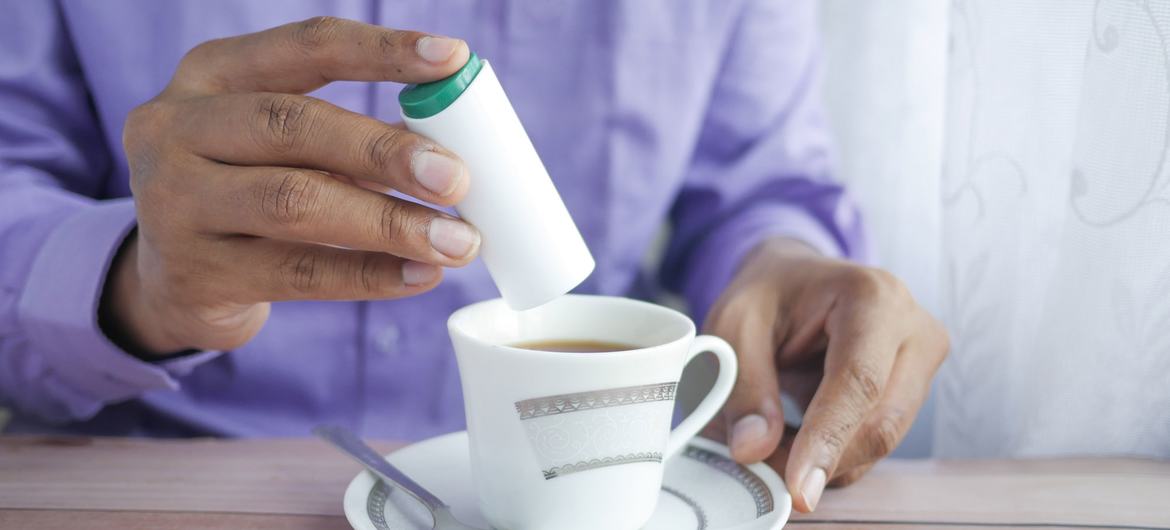 Edulcorant : l’aspartame est «peut-être » cancérogène, selon une 1ère évaluation de l’OMS