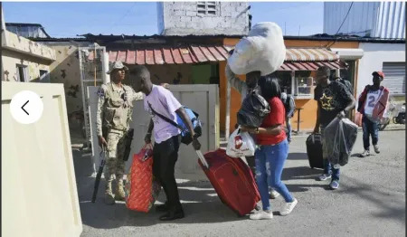 Des Haïtiens fuient le territoire dominicain