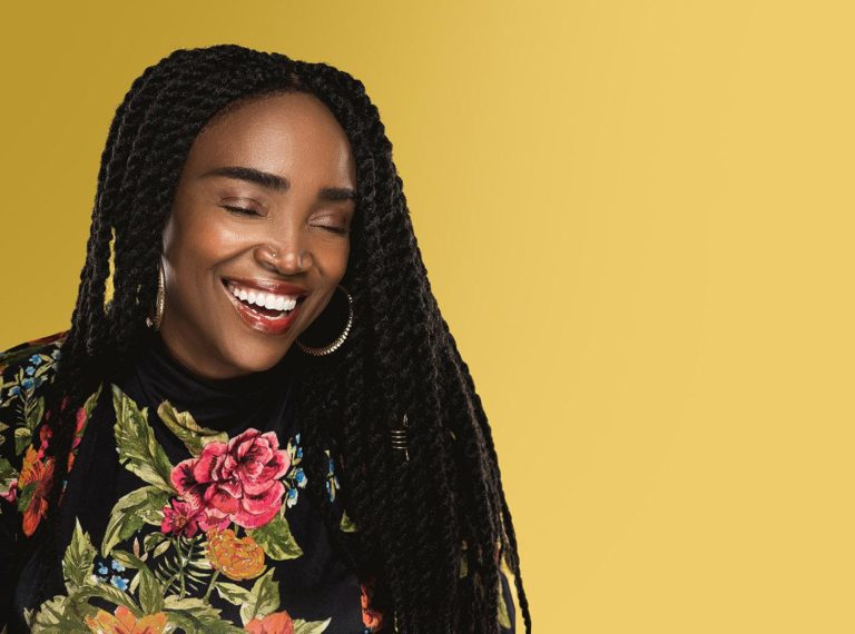 Pour ses 40 ans dans la musique, la chanteuse Emeline Michel annonce un nouvel album