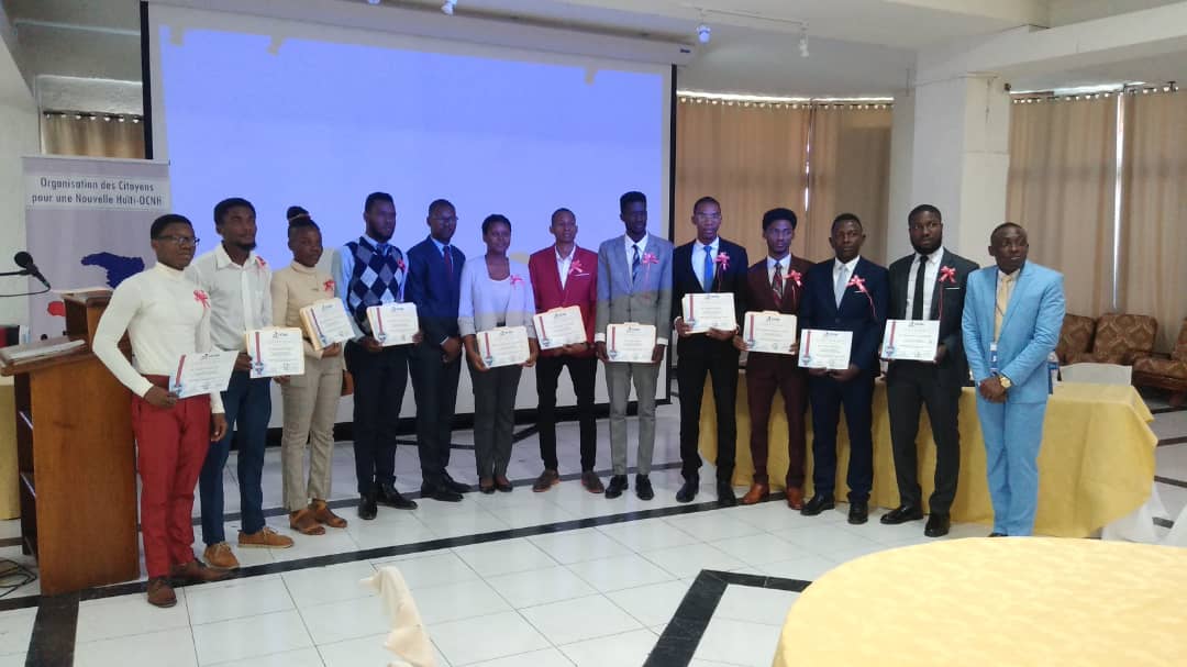 OCNH: remise de prix de la première édition du concours national  de dissertation sur la corruption