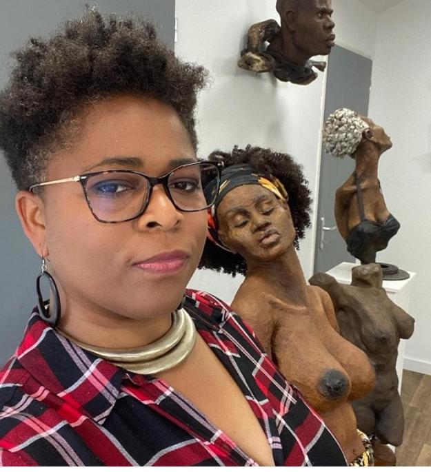 L’artiste plasticienne haïtienne Sandra Dessalines présente «  Voyages identitaires à Tropiques Atrium