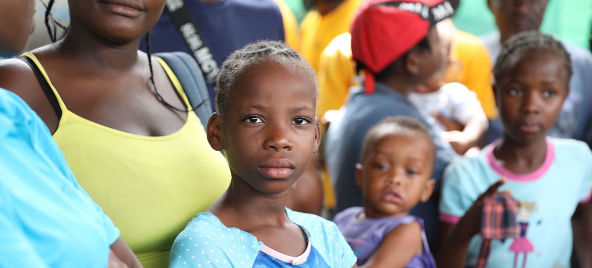 Haïti : au moins 310.000 déplacés par la violence des gangs, plus de la moitié sont des enfants