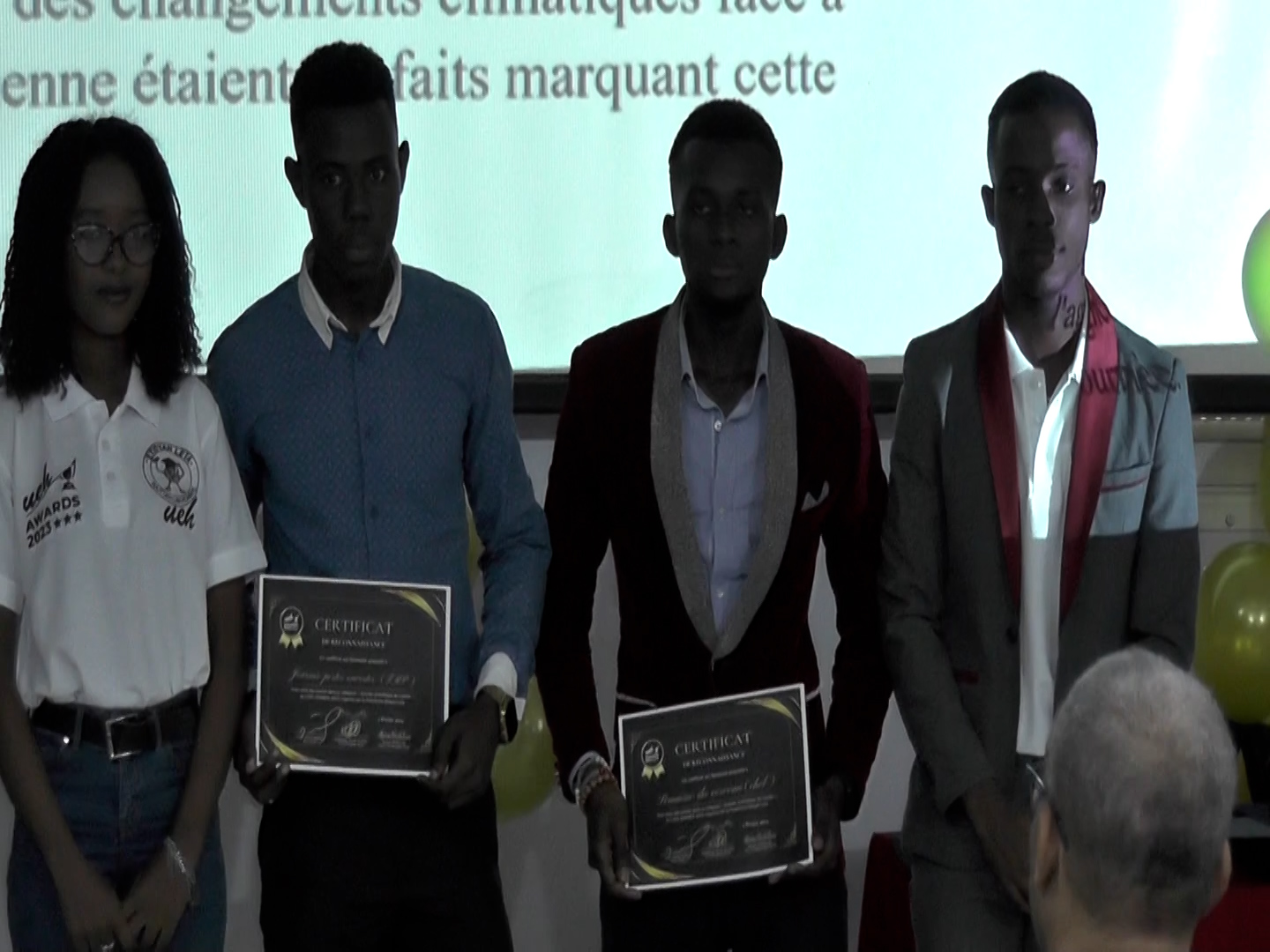 Remise de prix et certificats à l'UEH par la Plateforme «etidyan leta»