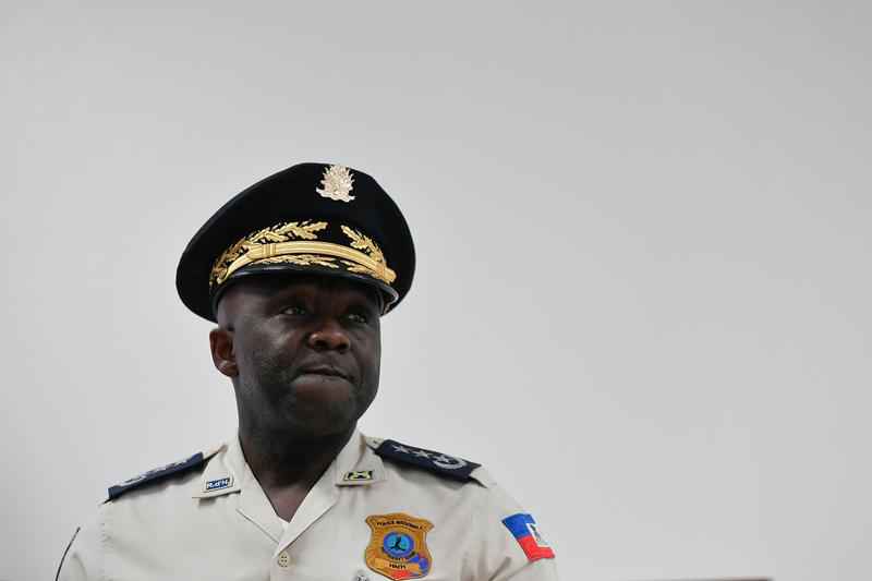 Le SPNH-17 envisage de porter plainte contre l'ex-directeur de la PNH, Léon Charles