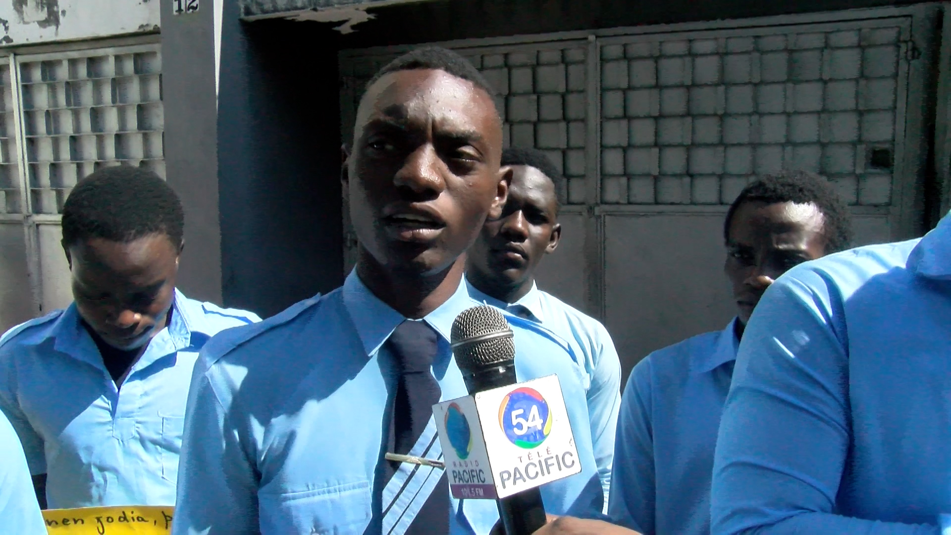 Le cri des lycéens  de Port-au-Prince