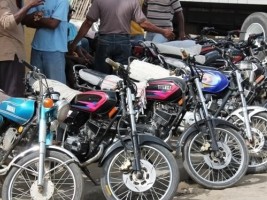 Appel urgent des associations de conducteurs de moto face à la crise sécuritaire