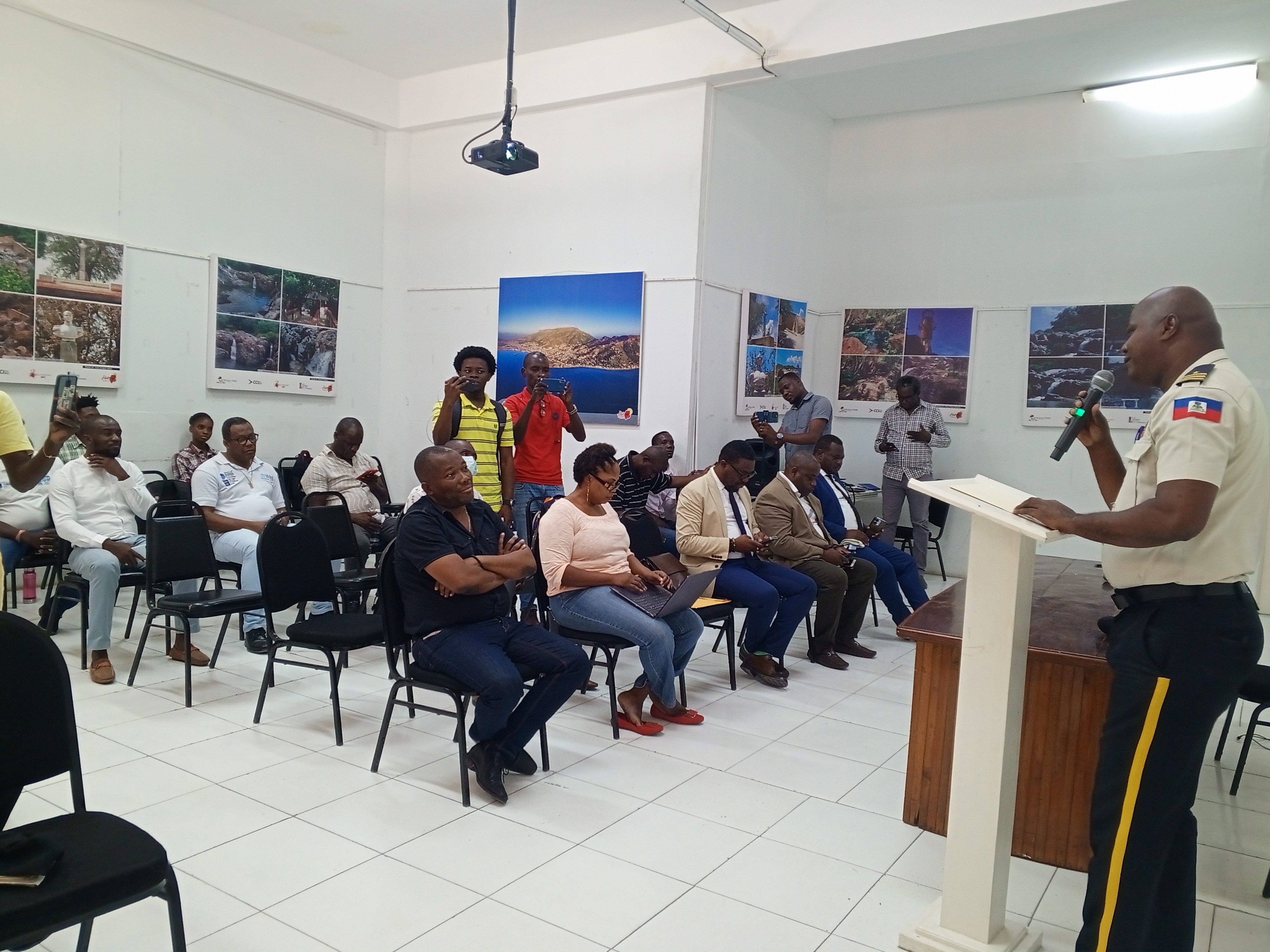 Atelier d'Information sur la réhabilitation du réseau d'eau potable