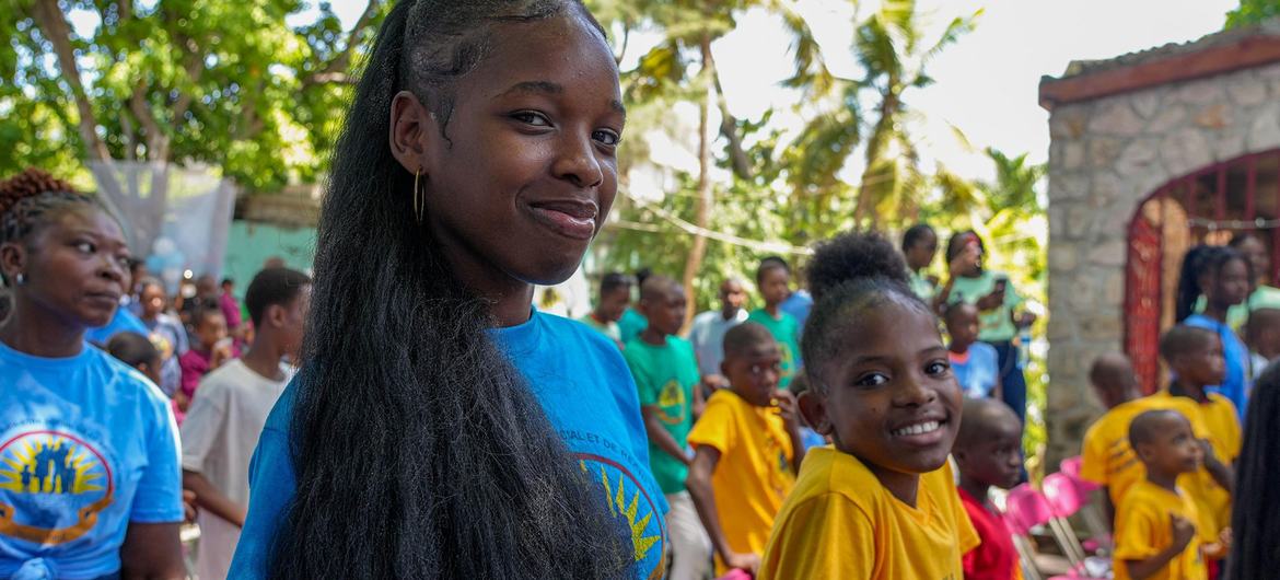 Malgré tout, l'espoir prévaut chez les jeunes haïtiens (UNICEF)