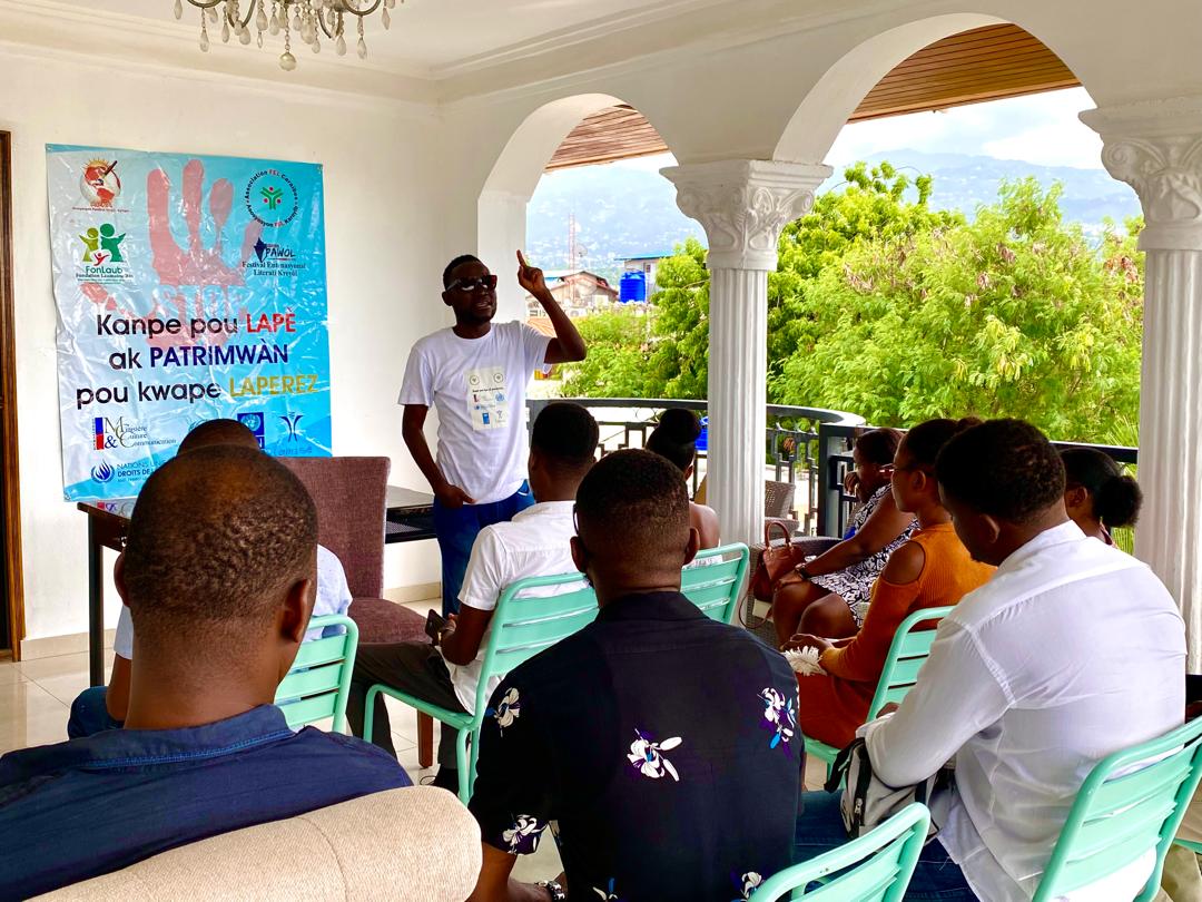 FEL – Caraïbes : Batbouch sou patrimwàn literè kreyòl ayisyen an
