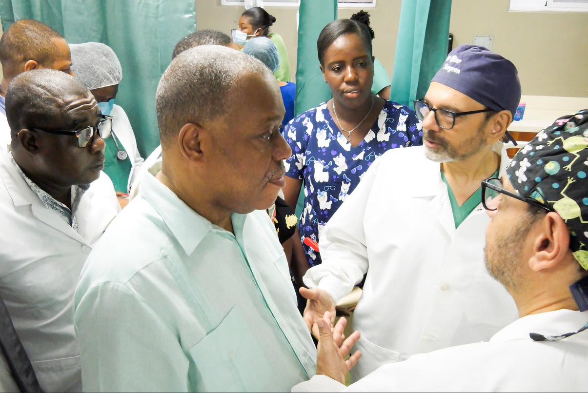 Visite du Premier ministre à l’Hôpital Bernard Mevs