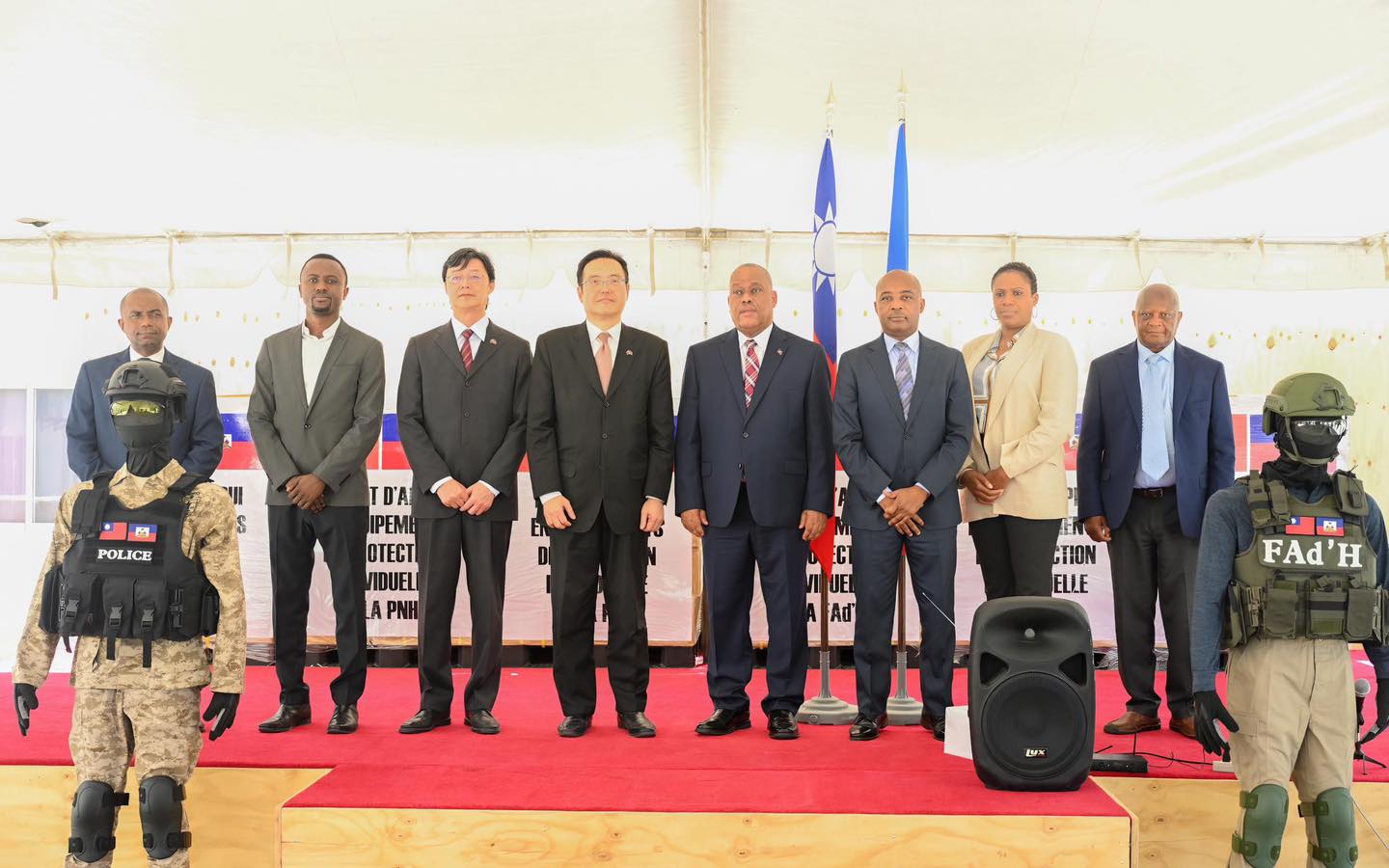 Haïti-coopération: Taïwan fait don d'un lot d'équipements de protection pour la Police et l'Armée