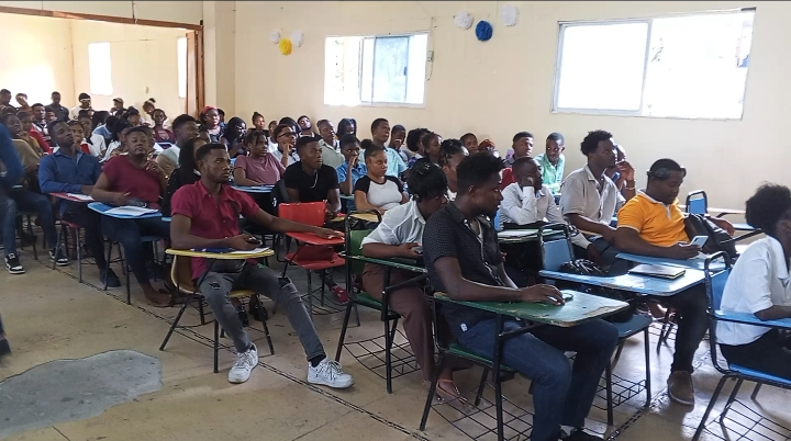 Conférence-débat sur le thème « Faire bonne gestion de sa vie sexuelle » au campus de l’Université Quisqueya