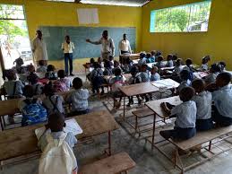 Reprise timide des activités scolaires
