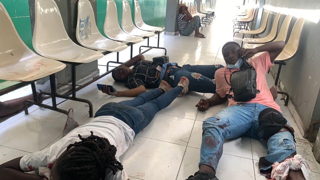 Deux journalistes et un policier tués lors d'une tentative de réouverture de l’HUEH