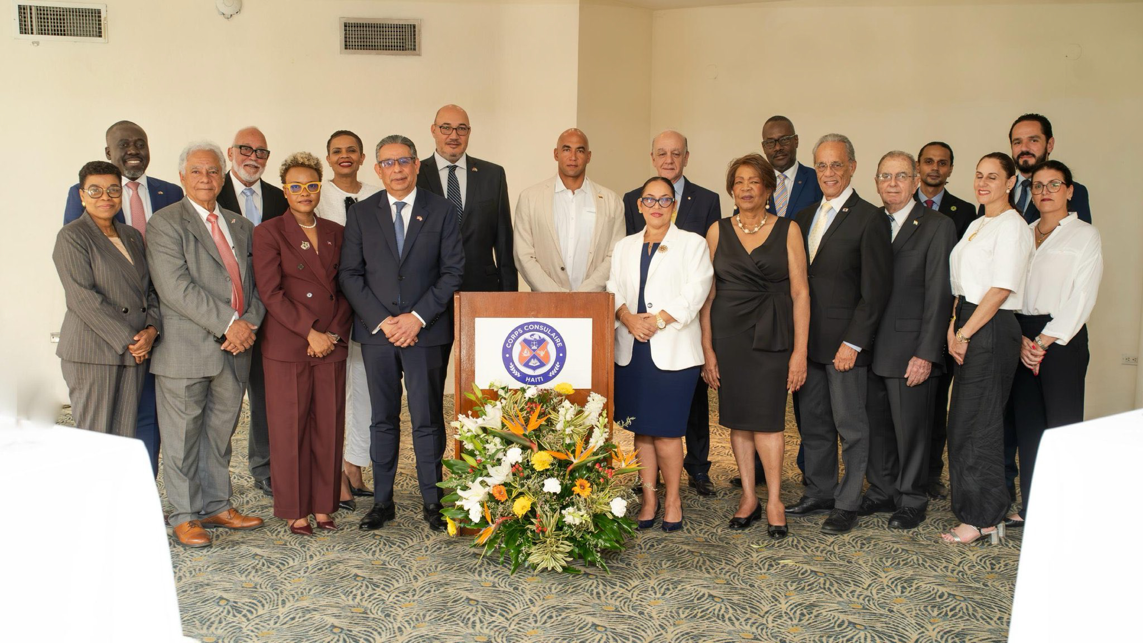 Haïti – Diplomatie : Raina Forbin renforce les liens avec le Corps consulaire