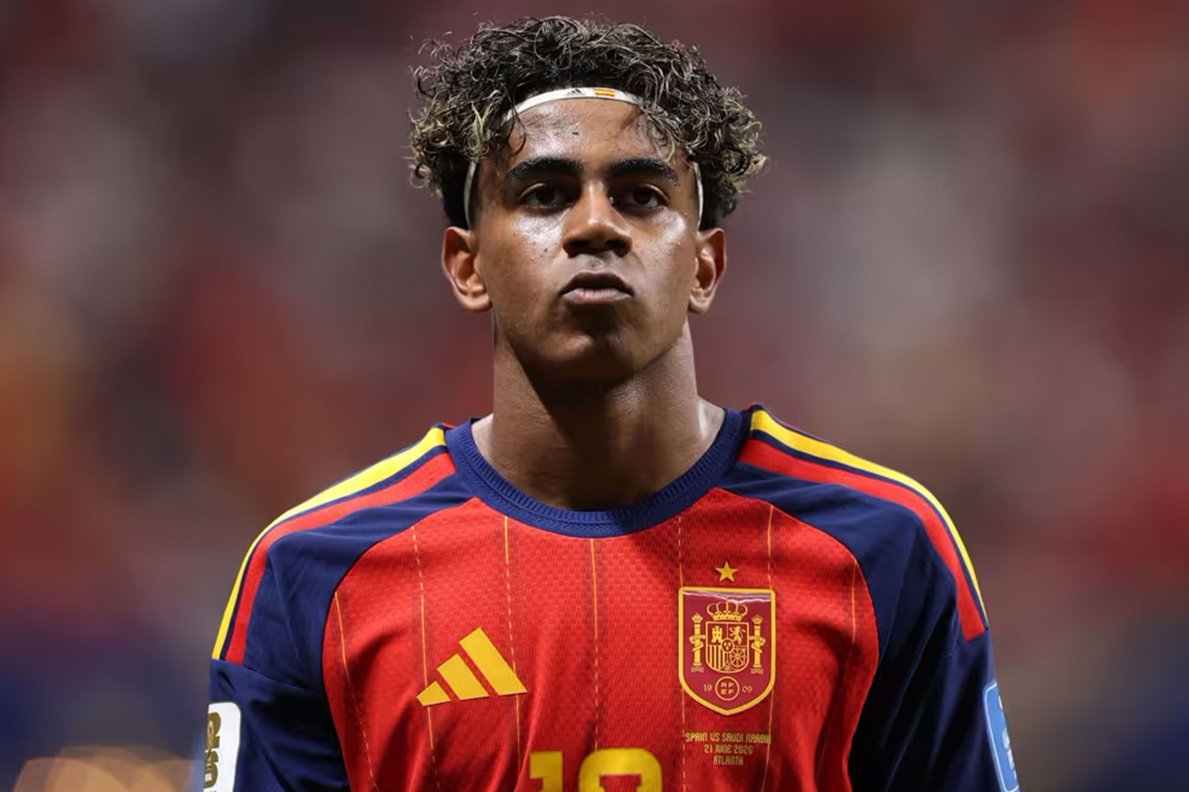 Sans trembler, l'Espagne voit triple et fonce en 8es de finale
