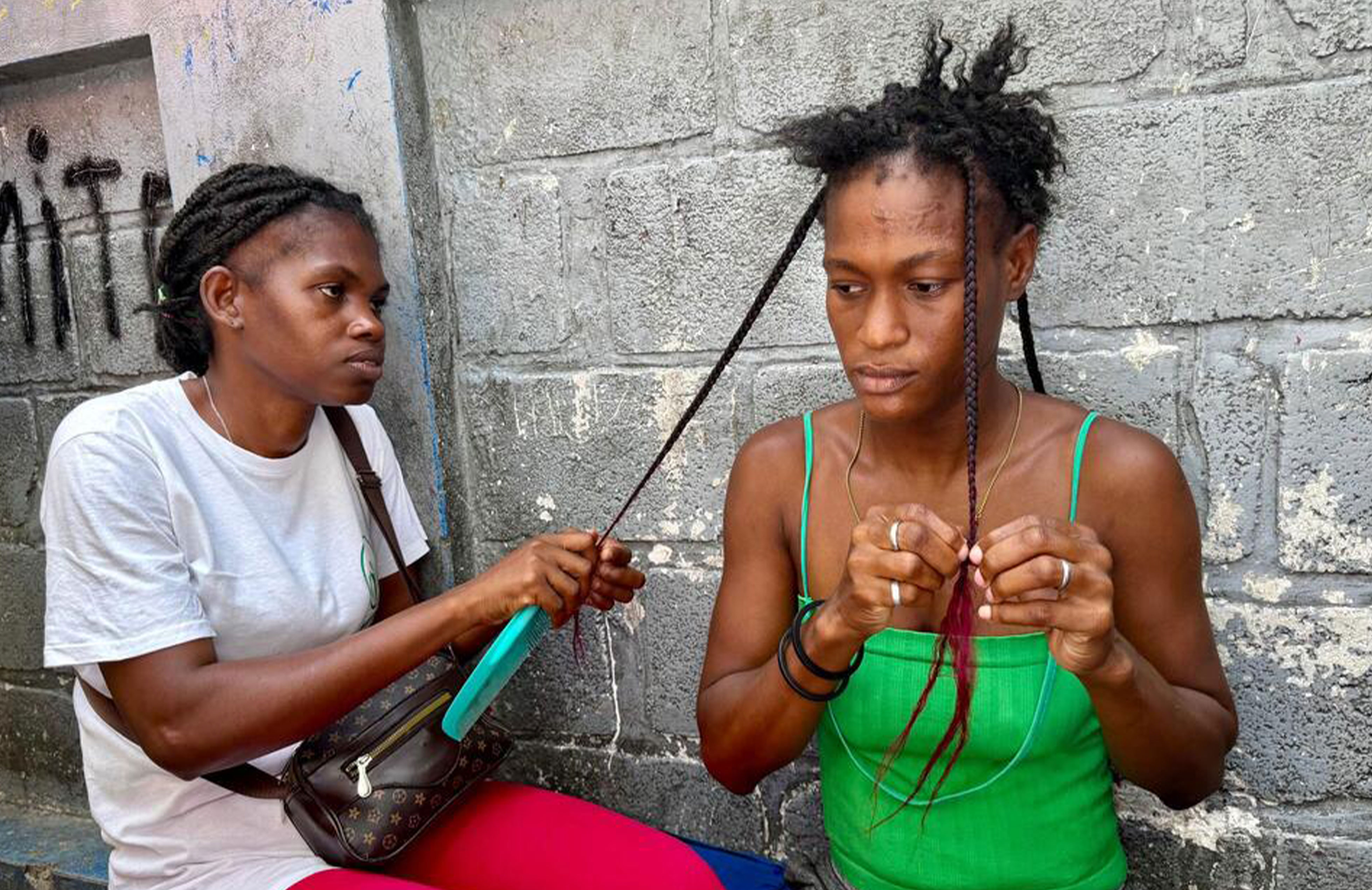 Haïti : les gangs étendent leur emprise jusque dans les camps de déplacés