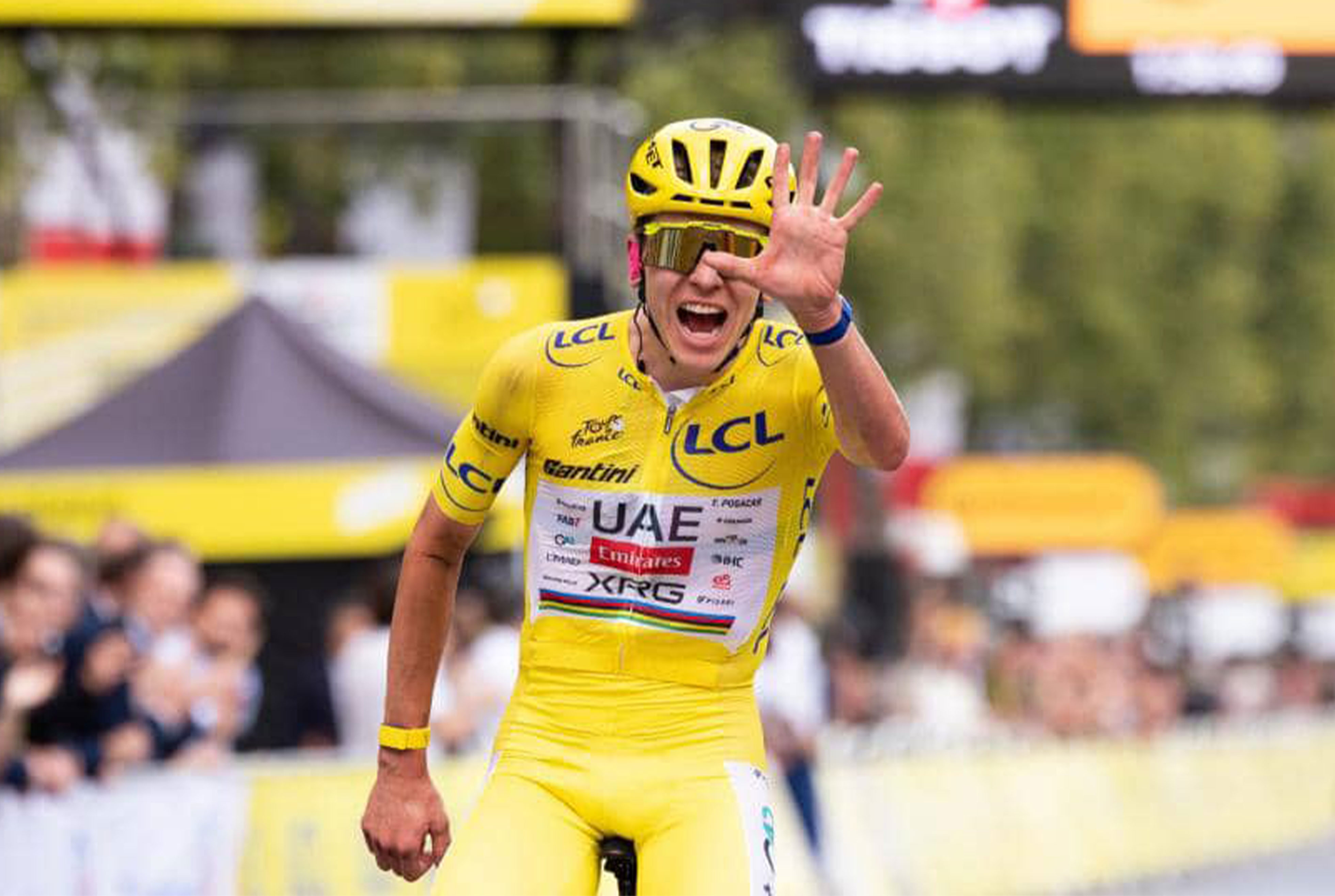 Tadej Pogacar entre dans le club très fermé des quintuples vainqueurs du Tour de France