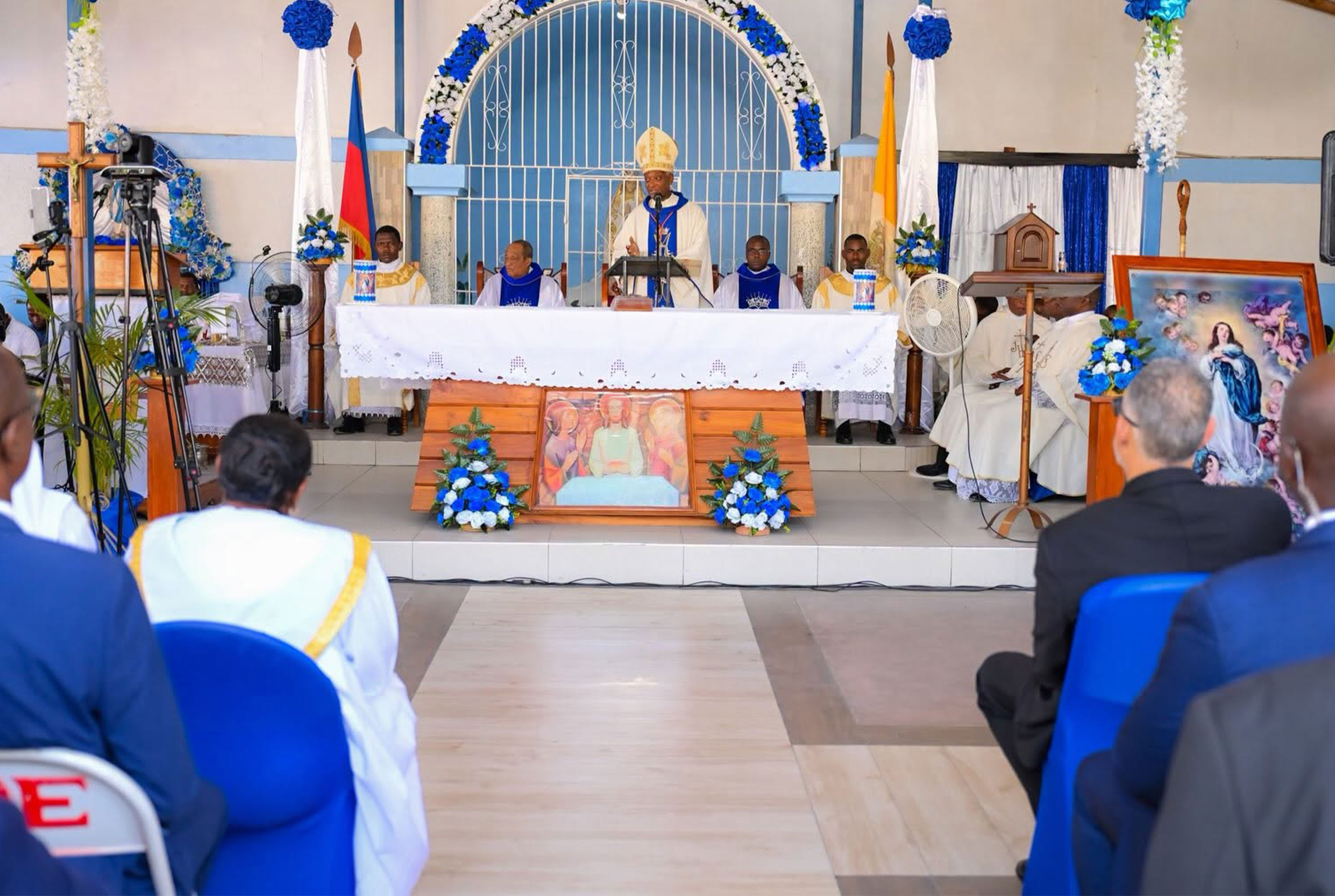 Fête de Notre-Dame des Cayes : entre appel du cardinal, annonces municipales et préoccupations citoyennes