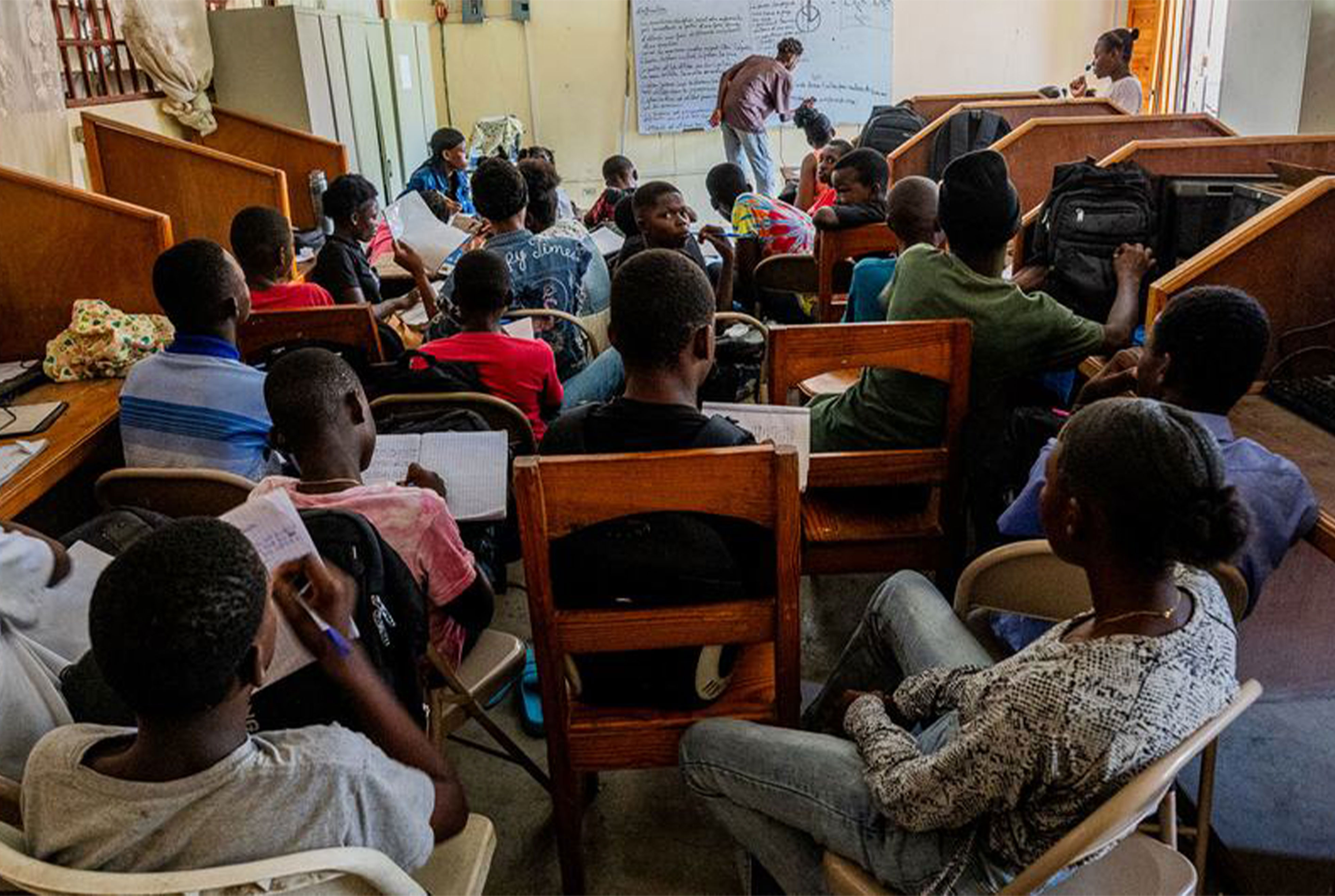 Les attaques contre les écoles ont bondi de 33 % en 2025
