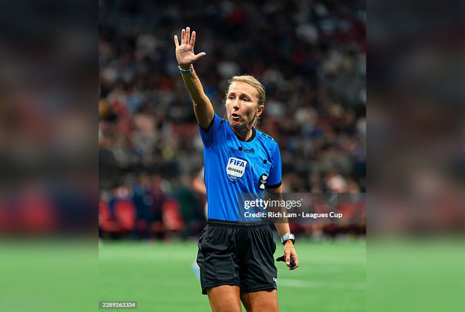 Une arbitre américaine pour diriger le match de la République dominicaine